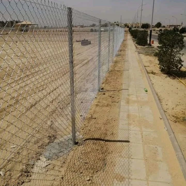 شبوك أمنية عالية التحمل للمنشآت الحيوية